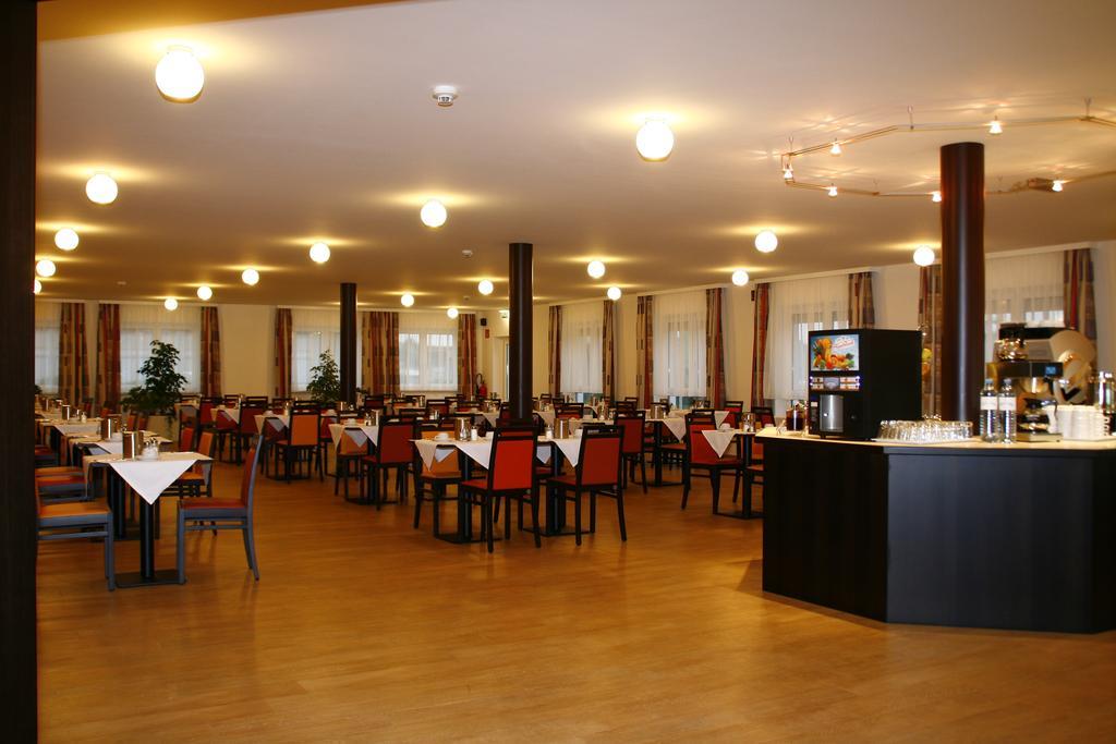 G&K Hotel Guntramsdorf Exterior photo